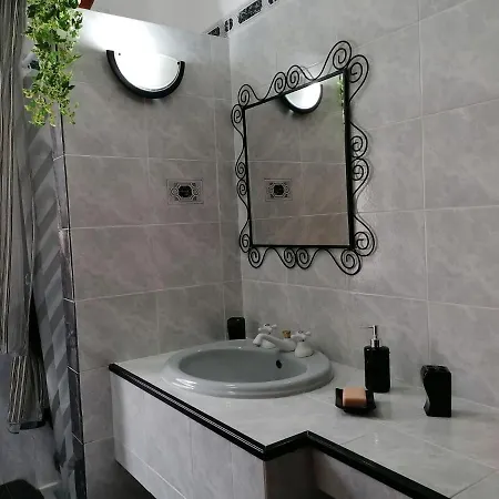 Daire La Musa - Clio Spello