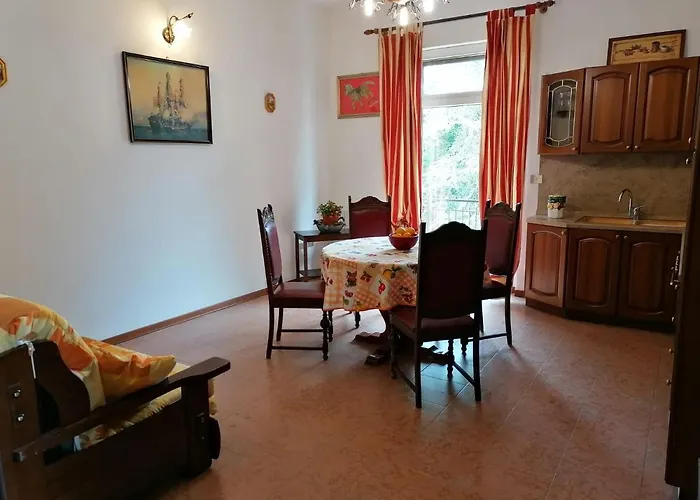 La Musa - Clio Spello