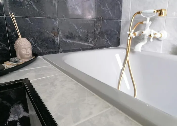 La Musa - Clio Spello