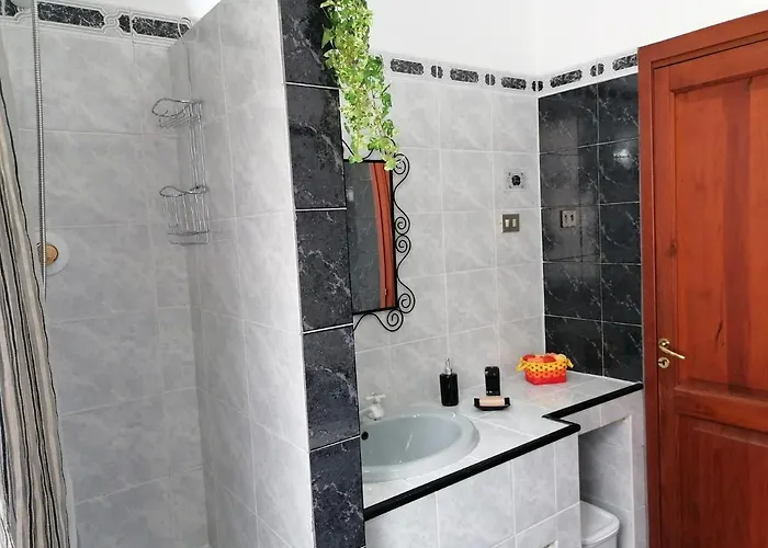 La Musa - Clio Spello